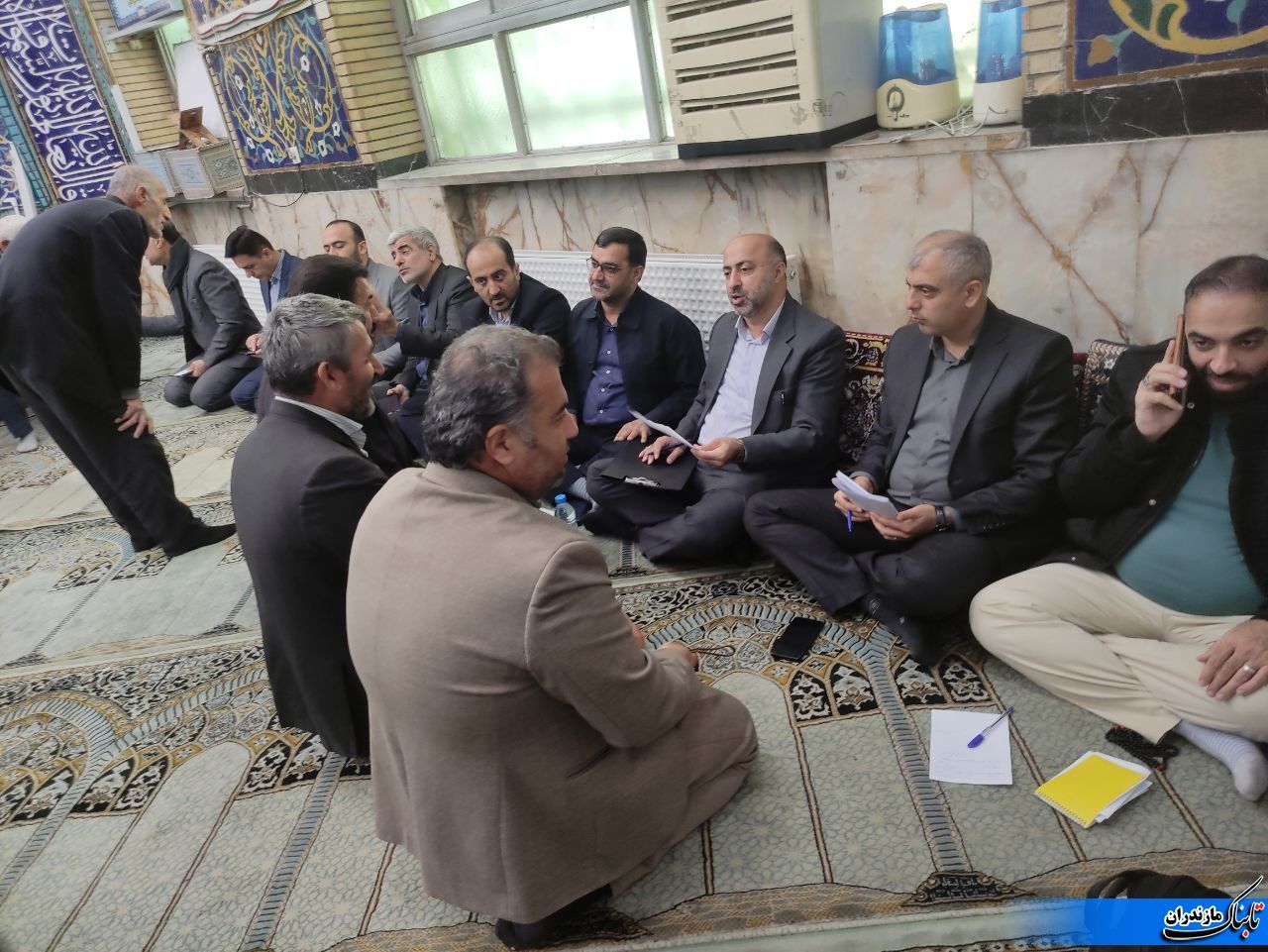 دیدار مردمی فرماندار نکا در مسجد جامع نکا برگزار شد