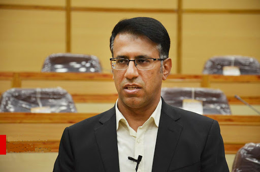 آقای نماینده، مسئول وعدههایت باش آقای نماینده، مسئول وعدههایت باش