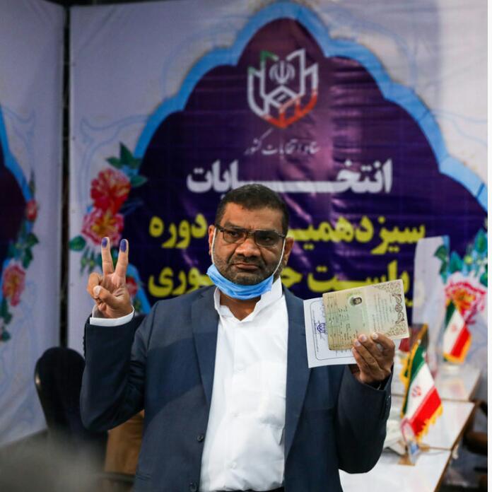 نائب رئیس مجلس و وزیر اسبق ورزش نامزد انتخابات ریاست جمهوری شد/یک هرمزگانی میان نامزدهای انتخابات/رستم قاسمی امروز ثبت نام خواهد کرد نائب رئیس مجلس و وزیر اسبق ورزش نامزد انتخابات ریاست جمهوری شد/یک هرمزگانی میان نامزدهای انتخابات/رستم قاسمی امروز ثبت نام خواهد کرد