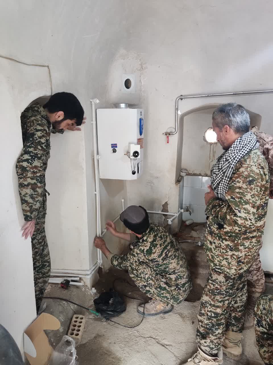 لباس خدمتی که برقامت عشق به میهن نشست