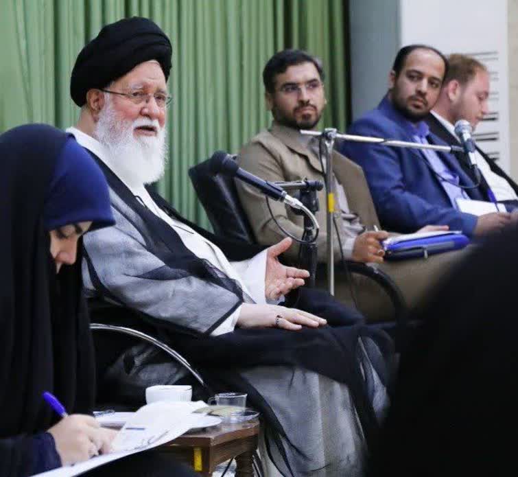 مهمترین امتیاز تشکلهای دانشجویی، مطالبه گری بیامان و بدون عقب نشینی است