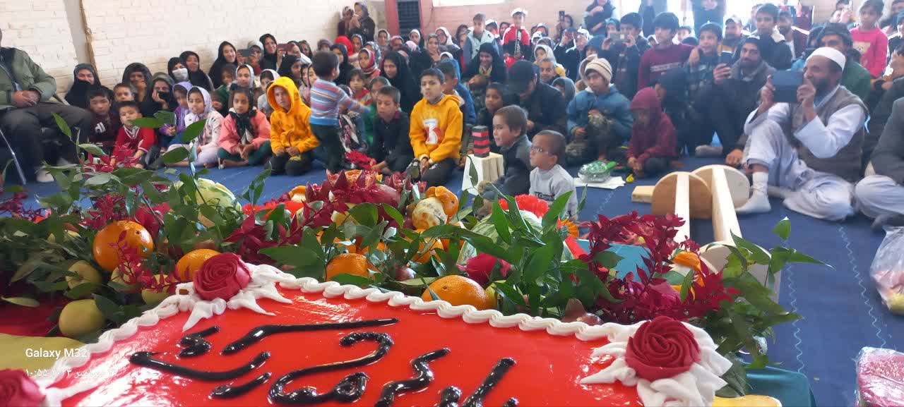 یلدای مهربانی فرصتی برای دورهمی مددجویان بهزیستی صالح آباد