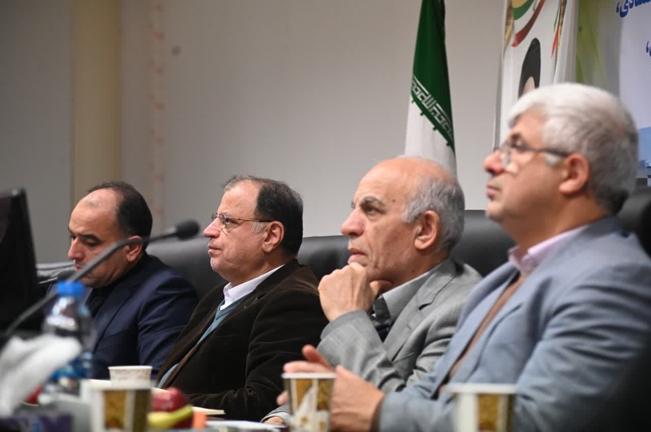 ظرفیت‌سازی در اینچه‌برون برای فعالیت در حوزه صادرات و واردات