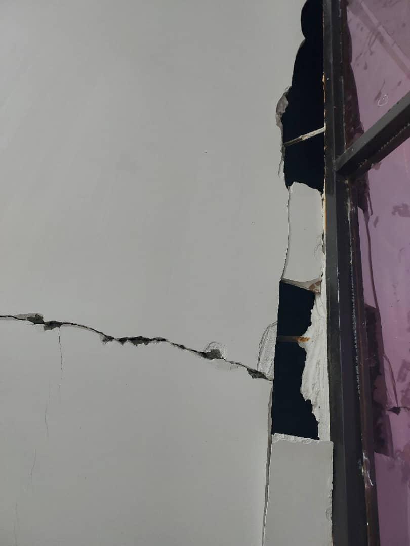 سیستان و بلوچستان حتی محروم از ثبت زلزله/ پس از 1 ماه در دمای بالای 50 درجه هنوز مردم روستای آبگاه در خیابان میخوابند سیستان و بلوچستان حتی محروم از ثبت زلزله/ پس از 1 ماه در دمای بالای 50 درجه هنوز مردم روستای آبگاه در خیابان میخوابند