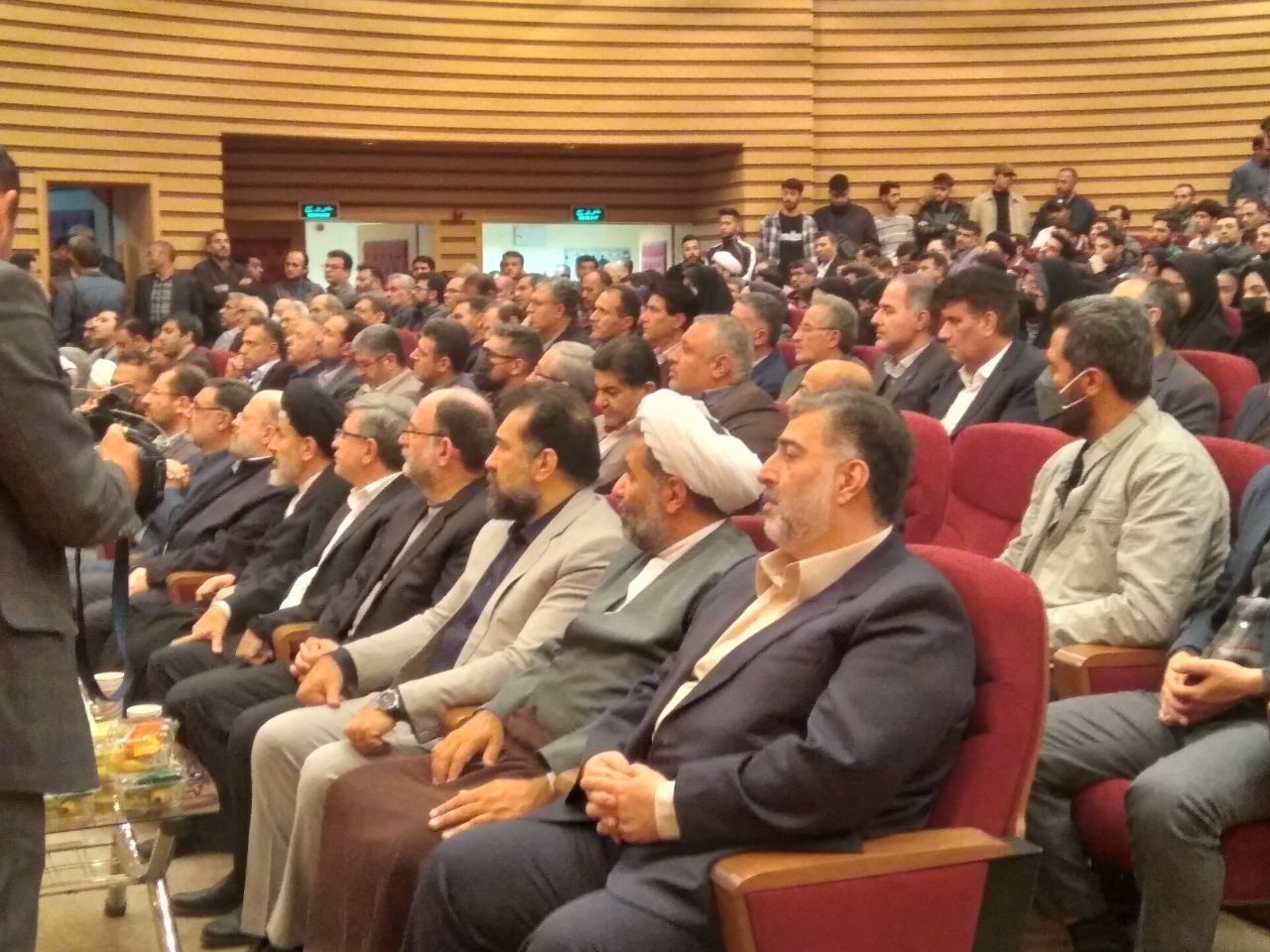 خطر نظام سلطه متوجه همه مسلمانان است/ مسلمانان با اتحاد جلوی نظام سلطه بایستند خطر نظام سلطه متوجه همه مسلمانان است/ مسلمانان با اتحاد جلوی نظام سلطه بایستند