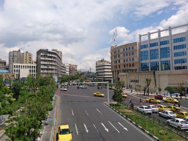 درآمد 10 هزار میلارد تومانی شهرداری شیراز از محل پرداخت عوارض/ اختصاص منبع درآمد به پروژه های کلان شهری درآمد 10 هزار میلارد تومانی شهرداری شیراز از محل پرداخت عوارض/ اختصاص منبع درآمد به پروژه های کلان شهری