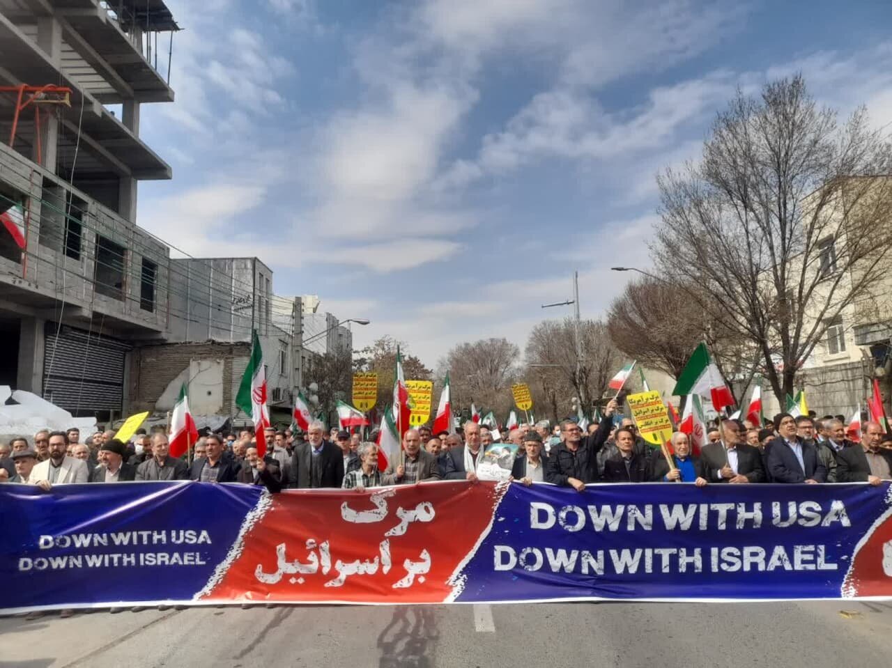 تابناک گزارش میدهد| خروش ملت؛ ایران یکصدا برای قدس/ فریاد مظلومیت فلسطین در سراسر ایران طنینانداز شد تابناک گزارش میدهد| خروش ملت؛ ایران یکصدا برای قدس/ فریاد مظلومیت فلسطین در سراسر ایران طنینانداز شد