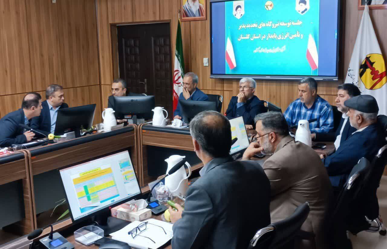 تخصیص زمین برای احداث نیروگاه‌های خورشیدی به بخش خصوصی/سهل انگاری در صدور مجوزها پذیرفتنی نیست