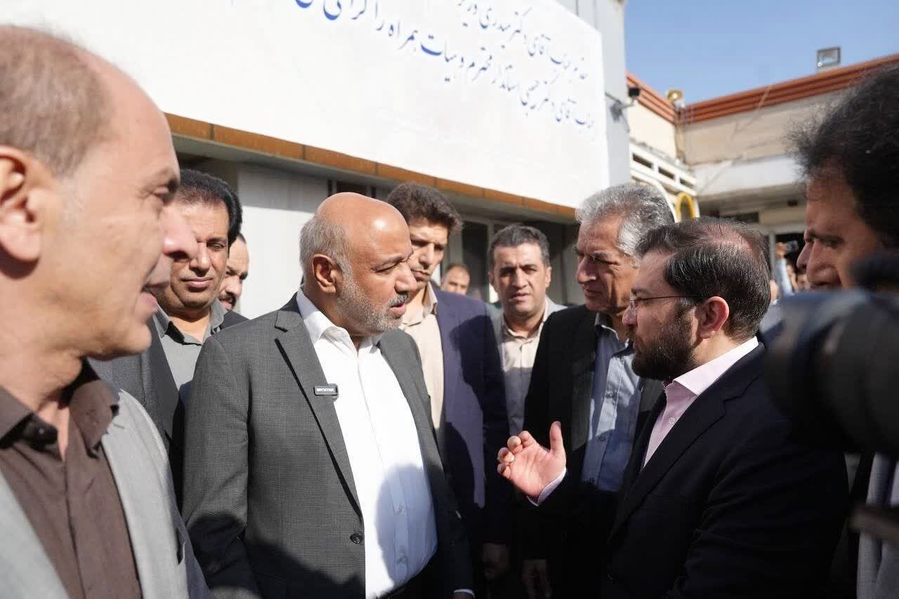 بازدید وزیر تعاون، کار و رفاه اجتماعی از روند تکمیل اورژانس جدید بیمارستان شهدای کرمانشاه بازدید وزیر تعاون، کار و رفاه اجتماعی از روند تکمیل اورژانس جدید بیمارستان شهدای کرمانشاه