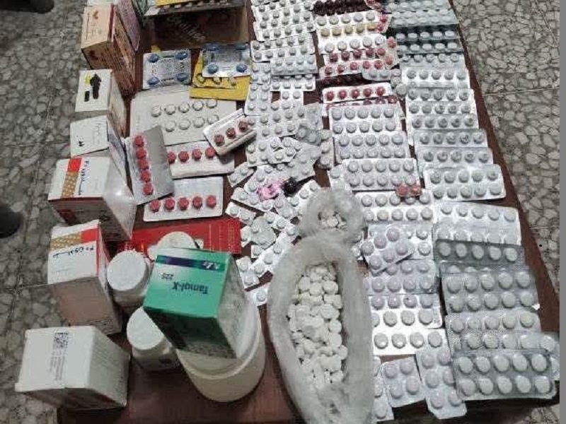 بیش از ۱۲ هزار حبه قرص غیرمجاز در کرمانشاه کشف شد بیش از ۱۲ هزار حبه قرص غیرمجاز در کرمانشاه کشف شد