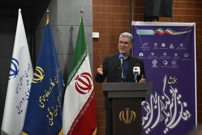 راه نجات استان و کشور از مسیر بخش خصوصی میگذرد/ موانع را براداریم راه نجات استان و کشور از مسیر بخش خصوصی میگذرد/ موانع را براداریم