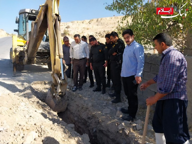 کشف انشعابات عجیب با قطر ۱۱۰میلی متری آب در ایلام کشف انشعابات عجیب با قطر ۱۱۰میلی متری آب در ایلام