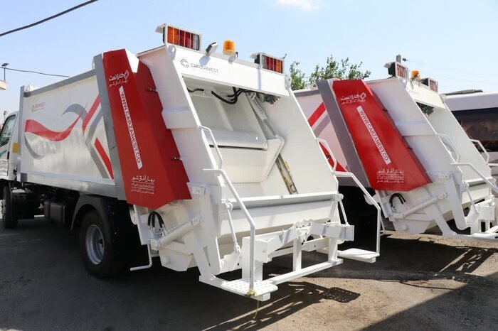 اصفهان در انتظار رونمایی از اتوبوسهای برقی و ماشینهای جدید خدمات شهری اصفهان در انتظار رونمایی از اتوبوسهای برقی و ماشینهای جدید خدمات شهری