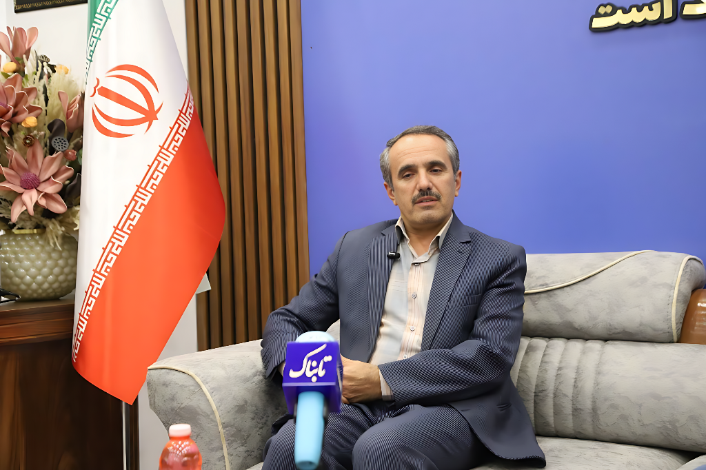 توسعه کردستان بدون توجه به مزیتهای واقعی و صداقت مدیریتی ممکن نیست + فیلم توسعه کردستان بدون توجه به مزیتهای واقعی و صداقت مدیریتی ممکن نیست + فیلم