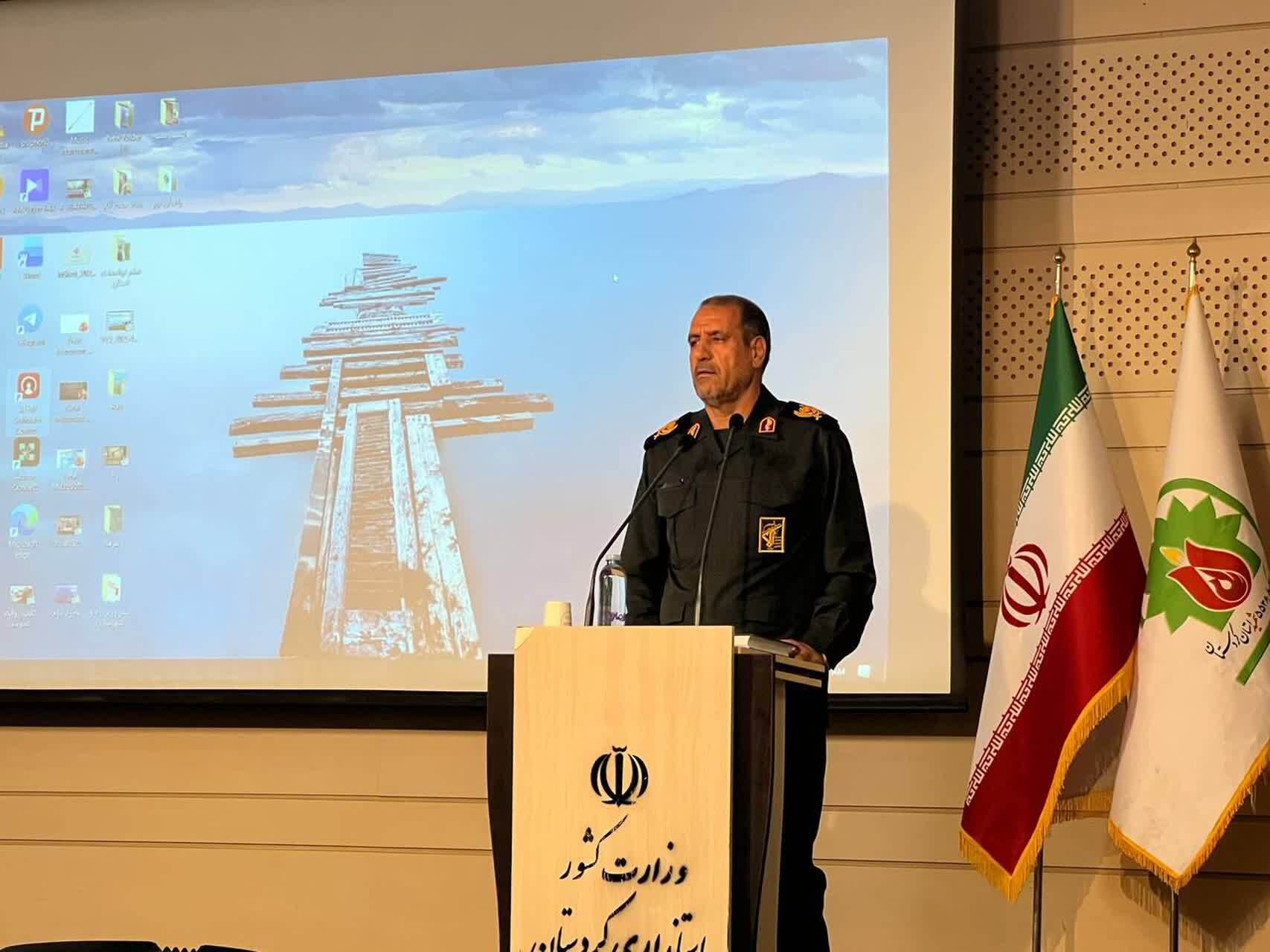 دشمن میخواهد کردستان را امنیتی جلوه دهد اما ناکام مانده است دشمن میخواهد کردستان را امنیتی جلوه دهد اما ناکام مانده است