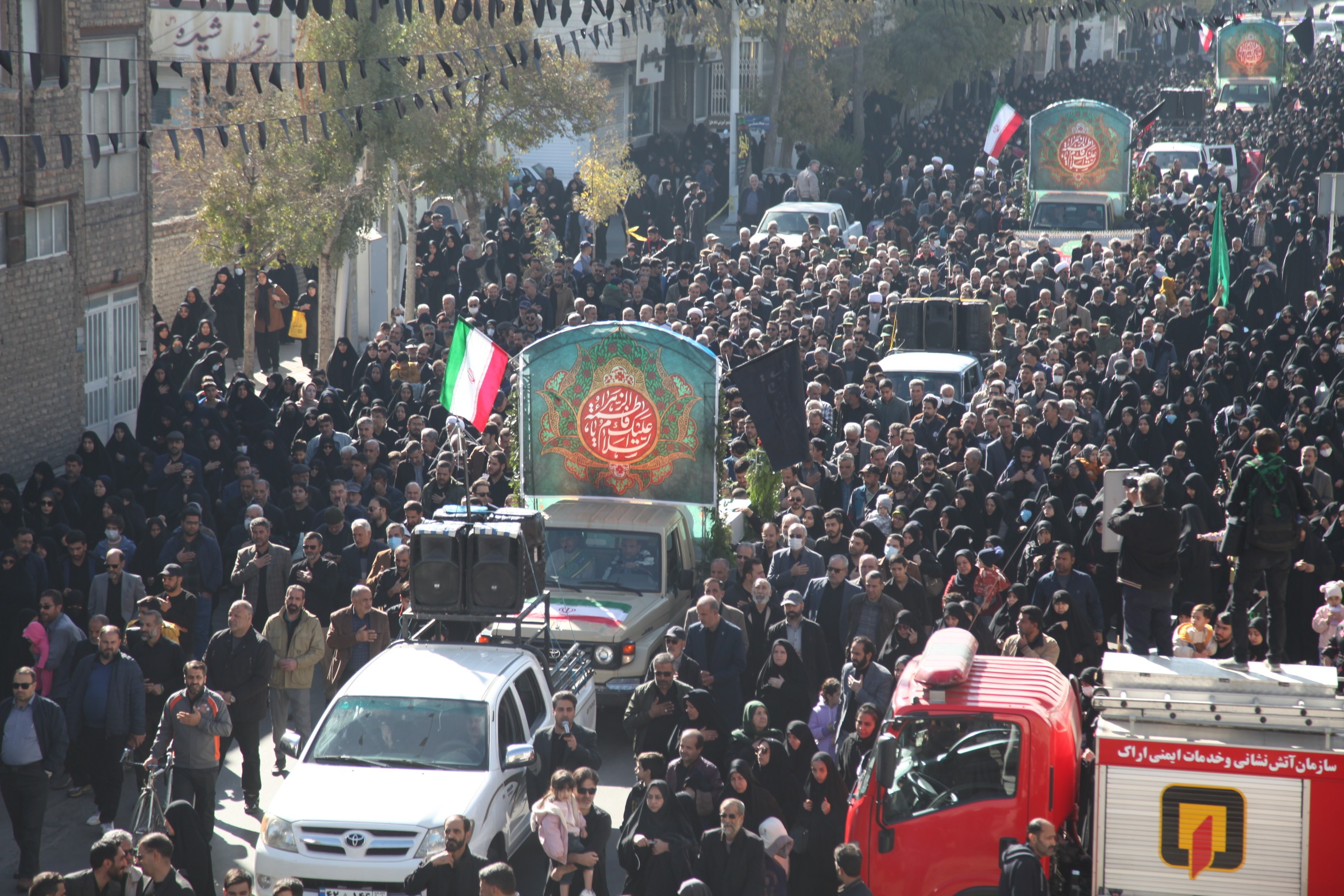 در سالروز شهادت حضرت فاطمه (س) پیکر شهدای گمنام میهمان مردم اراک در سالروز شهادت حضرت فاطمه (س) پیکر شهدای گمنام میهمان مردم اراک