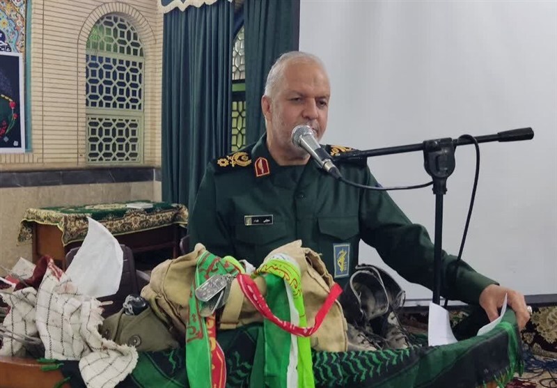 مردم، بسیج و رهبری در خنثیسازی عملیات دشمن نقش بسیار مهمی دارند مردم، بسیج و رهبری در خنثیسازی عملیات دشمن نقش بسیار مهمی دارند