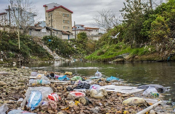 فاضلاب آرامستان‌ها در رگ‌های گوهررود و زرجوب/ مدخل‌های آلاینده‌ای که رشت را زمین‌گیر کرده‌اند